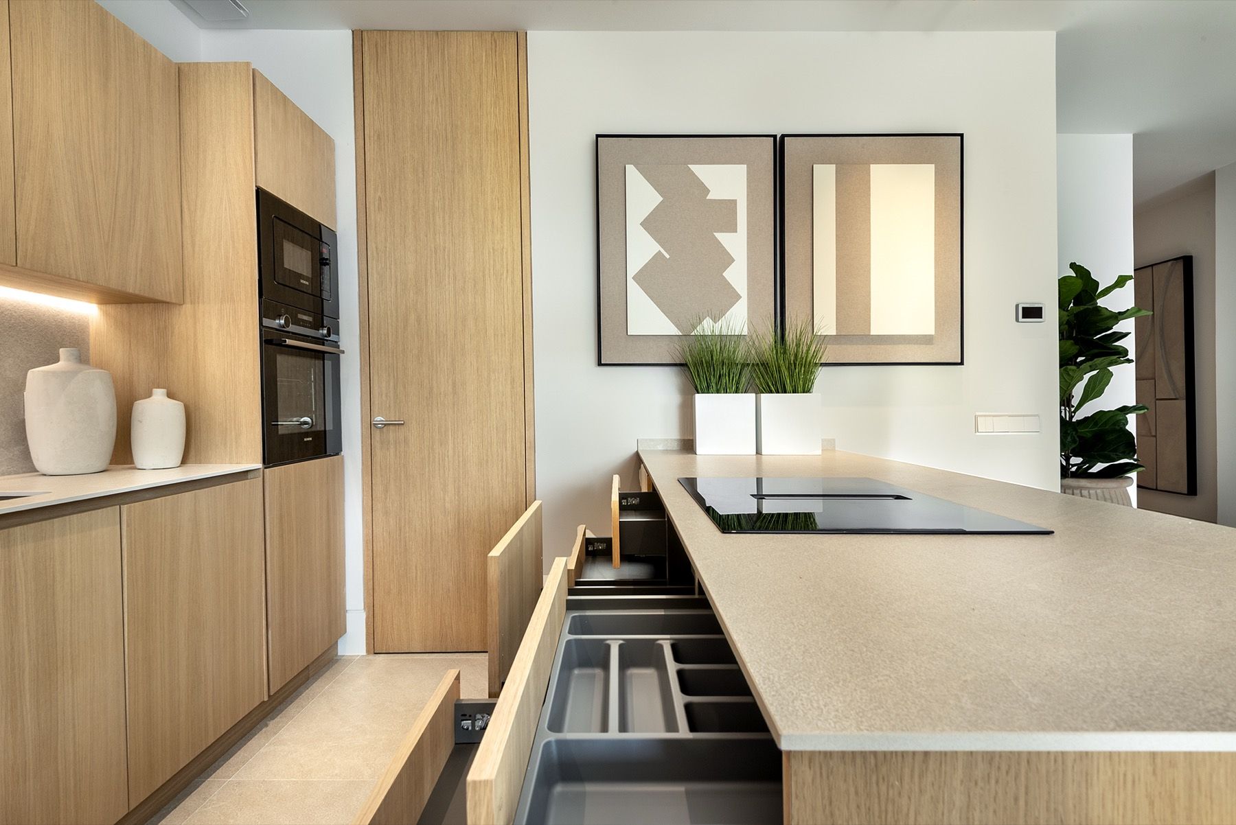 Kitchen island with hob